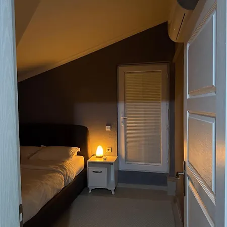 Spacious&scenic Attic In Center פאטהיה